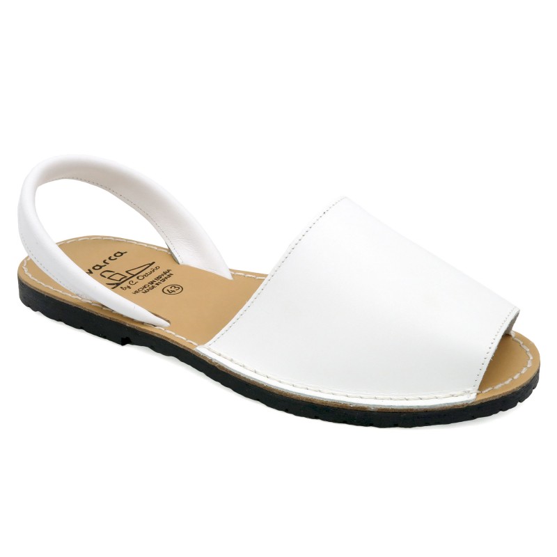 Avarca Menorquina men’s leather sandals white front view