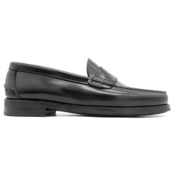 Seitenansicht der schwarzen Leder-Loafer mit handwerklicher Blake-Naht Gummi Sohle Latino 1300